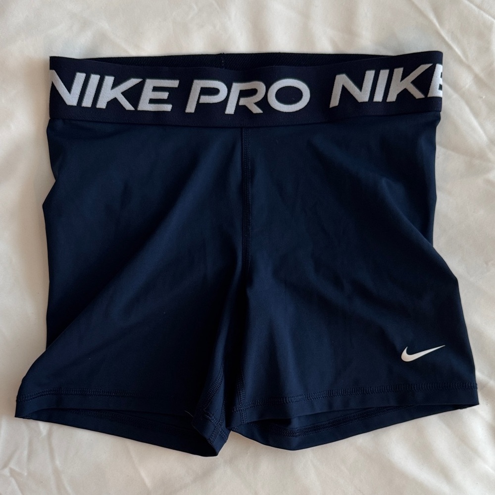 Nike Women's Pro 3” shorts